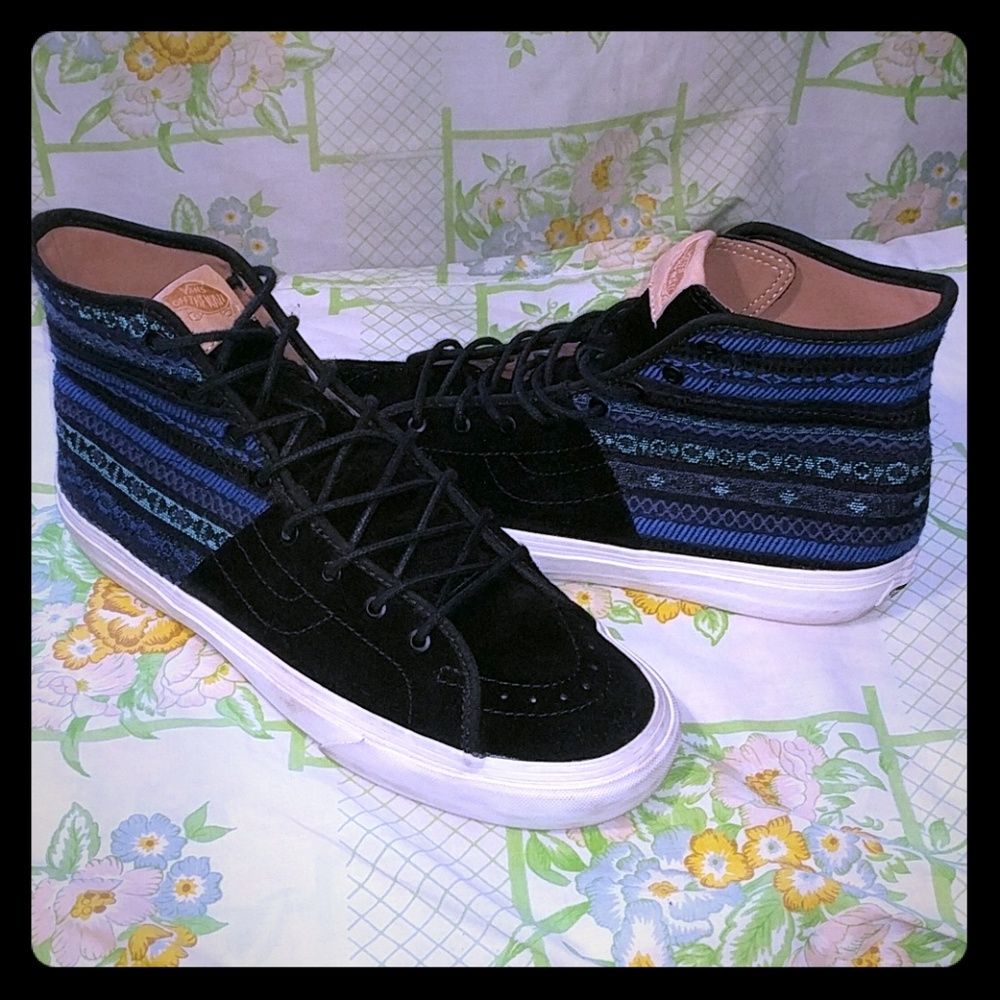 Sample Italian Vans Sk8 Hi.